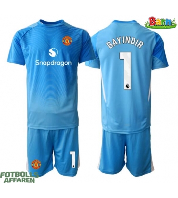 Manchester United Altay Bayindir #1 Målvakt Hemmaställ Barn 2025-26 Kortärmad (+ Korta byxor)